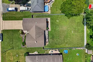 1722 Sharon Rd, Streator, IL 61364 - Photo 23