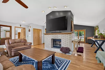 1722 Sharon Road, Streator, IL 61364 - Photo 5