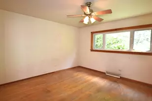 14 N May St, Addison, IL 60101 - Photo 9
