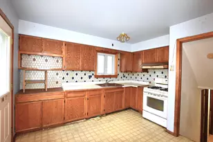 14 N May St, Addison, IL 60101 - Photo 7