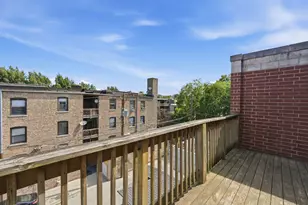 920 W Wolfram St, Chicago, IL 60657 - Photo 11