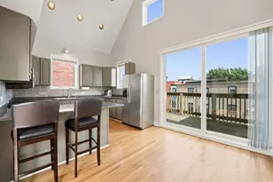 920 W Wolfram St, Chicago, IL 60657 - Photo 7