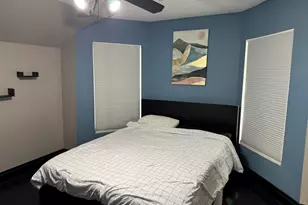 3908 N Bernard St, Chicago, IL 60618 - Photo 15
