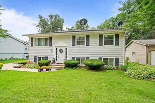 4327 Mayflower Ave, Rockford, IL 61109 - Photo 3
