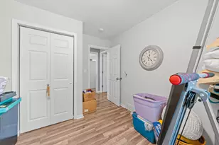 4327 Mayflower Ave, Rockford, IL 61109 - Photo 19