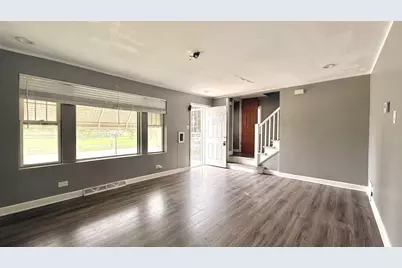 10649 S Sangamon Street, Chicago, IL 60643 - Photo 3