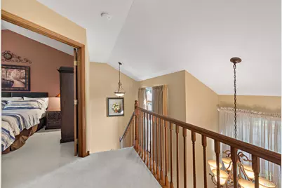 624 Lorree Lane, Lake in the Hills, IL 60156 - Photo 13