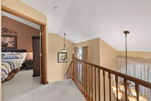 624 Lorree Ln, Lake in the Hills, IL 60156 - Photo 13