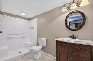 6611 Cape Cove Cir, Crystal Lake, IL 60012 - Photo 59