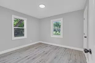 307 Louis Rd, Joliet, IL 60433 - Photo 9