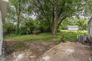 307 Louis Rd, Joliet, IL 60433 - Photo 17