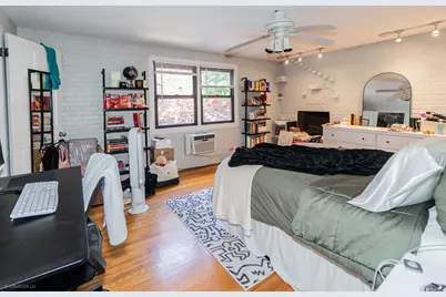 455 W Grant Place #1, Chicago, IL 60614 - Photo 9