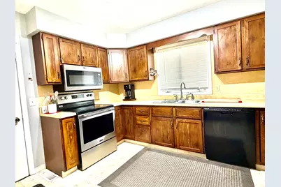 25445 Indian Ridge Road, Sterling, IL 61081 - Photo 13