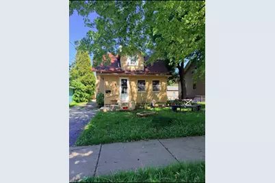77 S Melrose Avenue, Elgin, IL 60123 - Photo 1