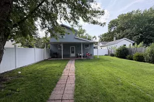 1914 N Lasalle St, Ottawa, IL 61350 - Photo 17