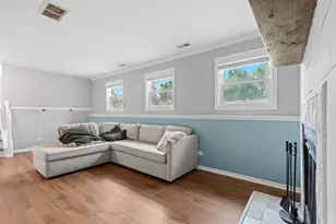 2201 Pontiac Cir, Naperville, IL 60565 - Photo 33