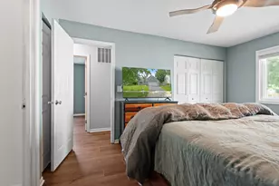 2201 Pontiac Cir, Naperville, IL 60565 - Photo 21