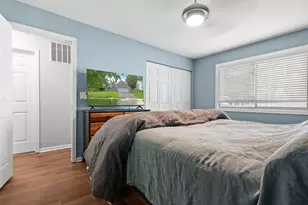 2201 Pontiac Cir, Naperville, IL 60565 - Photo 27