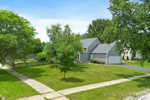2201 Pontiac Cir, Naperville, IL 60565 - Photo 5