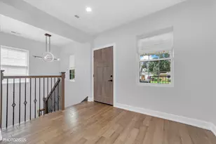 8021 W 45th St, Lyons, IL 60534 - Photo 5