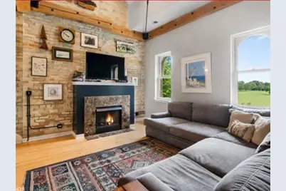 154 Leonard Wood South #213, Highland Park, IL 60035 - Photo 3