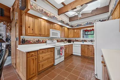 511 N Woodland Drive, Dixon, IL 61021 - Photo 23