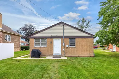 2121 S 14th Avenue, Broadview, IL 60155 - Photo 17