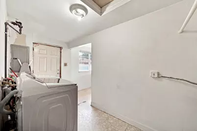 2121 S 14th Avenue, Broadview, IL 60155 - Photo 13