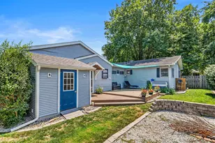 718 E Chestnut St, Monticello, IL 61856 - Photo 7