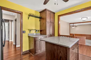718 E Chestnut St, Monticello, IL 61856 - Photo 15