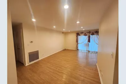 1102 Hinswood Drive #102, Darien, IL 60561 - Photo 3