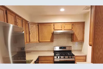 1102 Hinswood Drive #102, Darien, IL 60561 - Photo 7