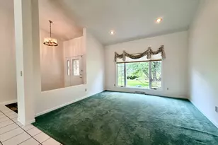 2202 Meadows Dr, Sterling, IL 61081 - Photo 11