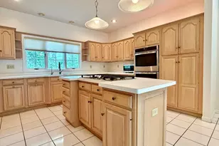 2202 Meadows Dr, Sterling, IL 61081 - Photo 13