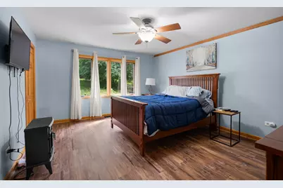 4122 W Lake Shore Drive, Wonder Lake, IL 60097 - Photo 17