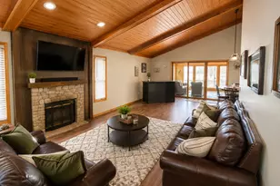 4122 W Lake Shore Dr, Wonder Lake, IL 60097 - Photo 11