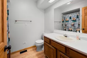 4122 W Lake Shore Dr, Wonder Lake, IL 60097 - Photo 21