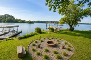 4122 W Lake Shore Dr, Wonder Lake, IL 60097 - Photo 23
