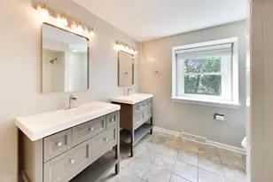 417 E Pebble Creek Rd, Palatine, IL 60074 - Photo 21