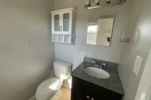 1210 N Fairlane Dr, Schaumburg, IL 60193 - Photo 11