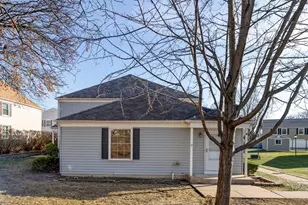 413 Sidney Ave, Glendale Heights, IL 60139 - Photo 15