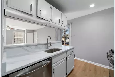 413 Sidney Avenue #A, Glendale Heights, IL 60139 - Photo 7