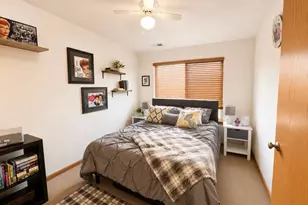 39082 Welsh Ln, Beach Park, IL 60083 - Photo 15