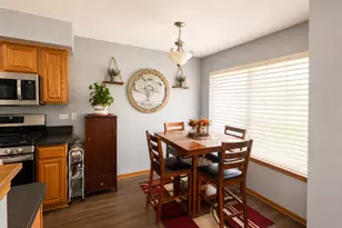 39082 Welsh Ln, Beach Park, IL 60083 - Photo 7