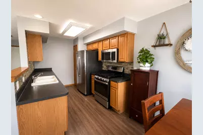 39082 Welsh Lane, Beach Park, IL 60083 - Photo 5
