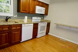 641 Dordan Ct, Gurnee, IL 60031 - Photo 11
