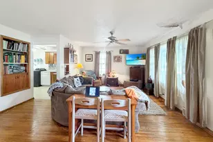 807 E Illinois St, Freeport, IL 61032 - Photo 9