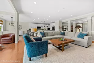 3737 Canton Cir, Mundelein, IL 60060 - Photo 11