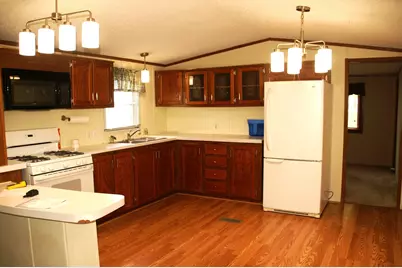 1332 Douglas Avenue #84, Montgomery, IL 60538 - Photo 5