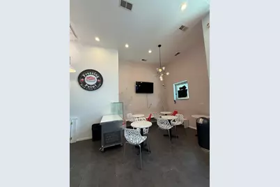 3127 N Ashland Avenue #C1, Chicago, IL 60657 - Photo 3